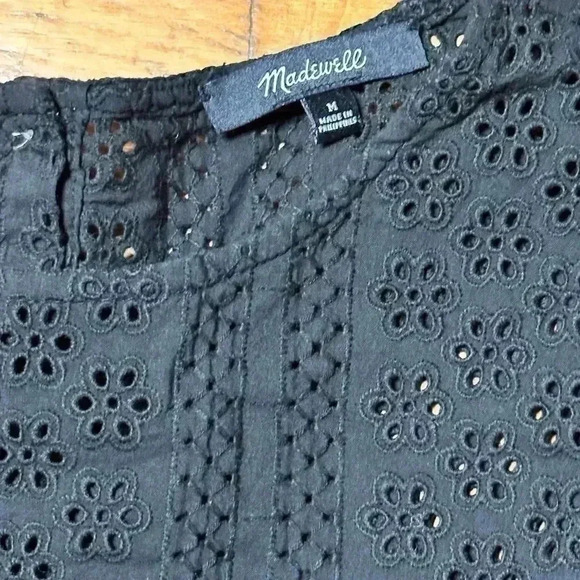 Madewell Eyelet Tiered Button-Back Top bell sleeve Medium - Picture 7 of 8
